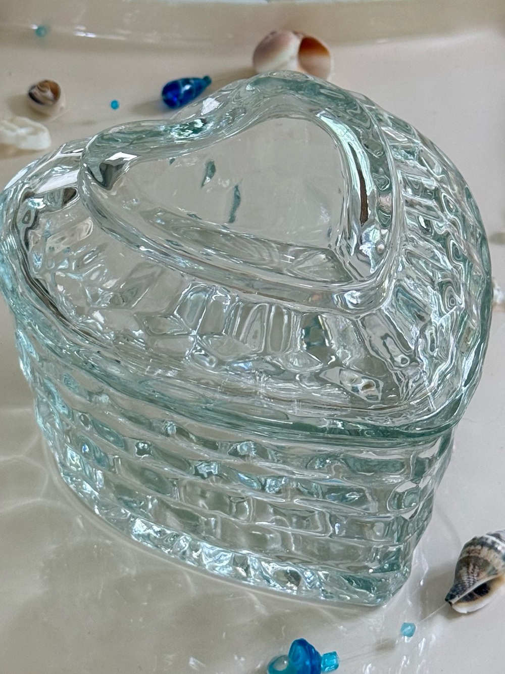 Vintage Homco Cubist Glass Heart Covered Candy Dish